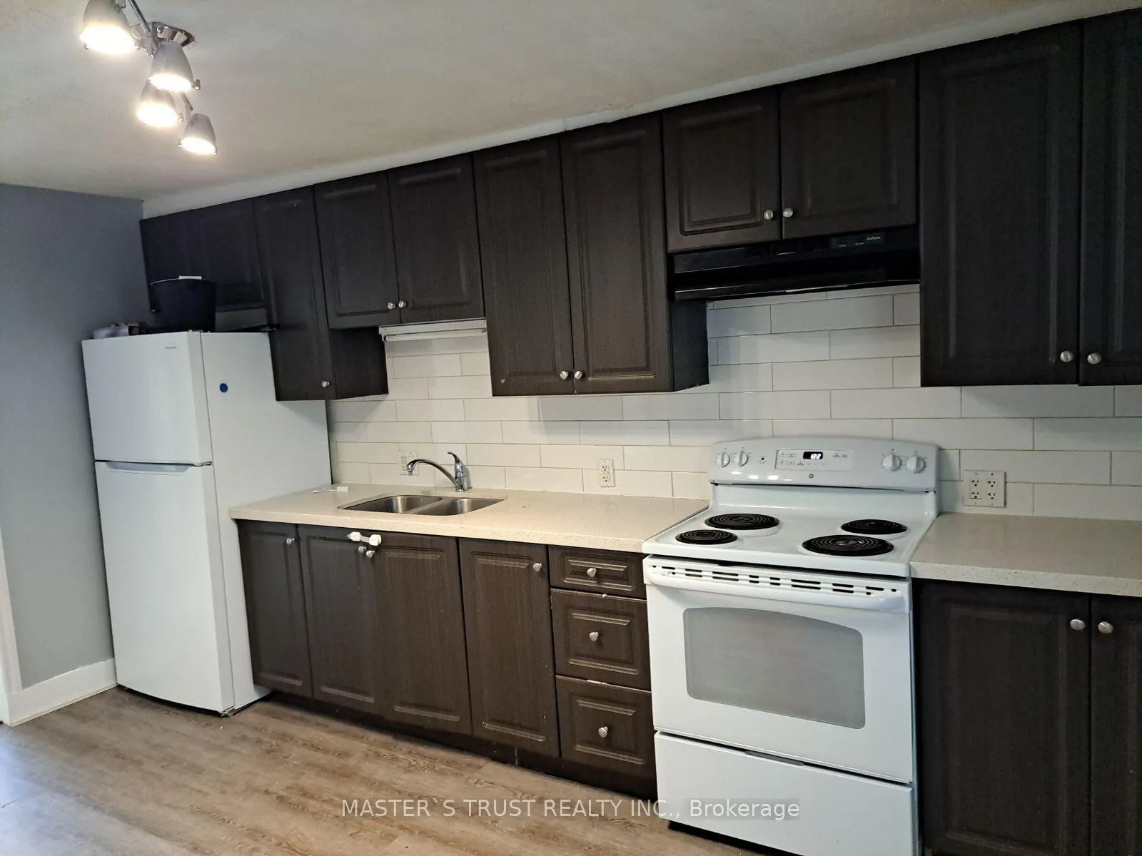 Photo 6 of Unit Main, 356 Barrie Road, Orillia — HOMEH