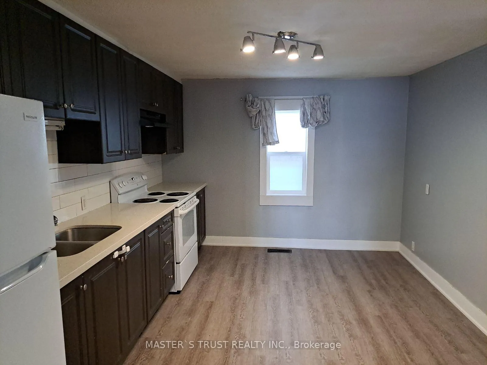 Photo 8 of Unit Main, 356 Barrie Road, Orillia — HOMEH