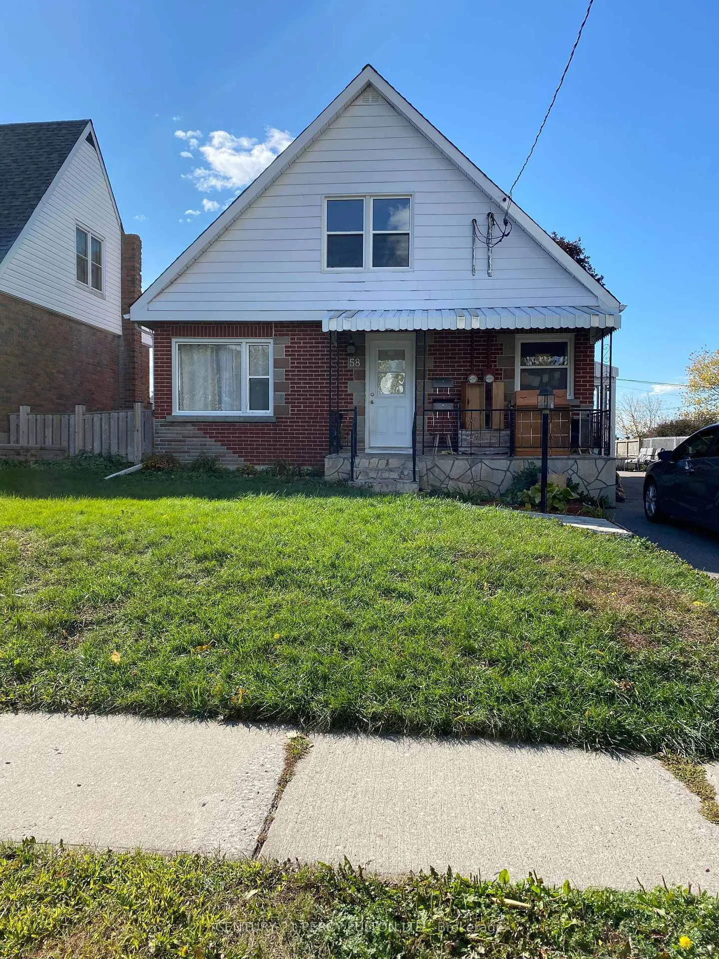 Front of Unit Main, 58 Eastlawn Street