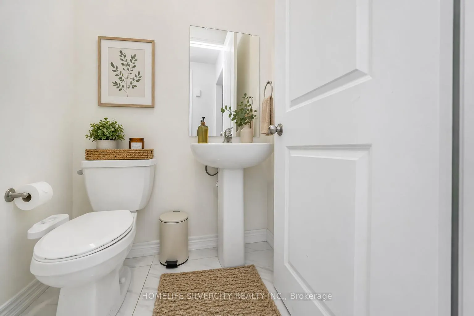 Photo 6 of 31 Canard Drive, Vaughan, Kleinburg — HOMEH