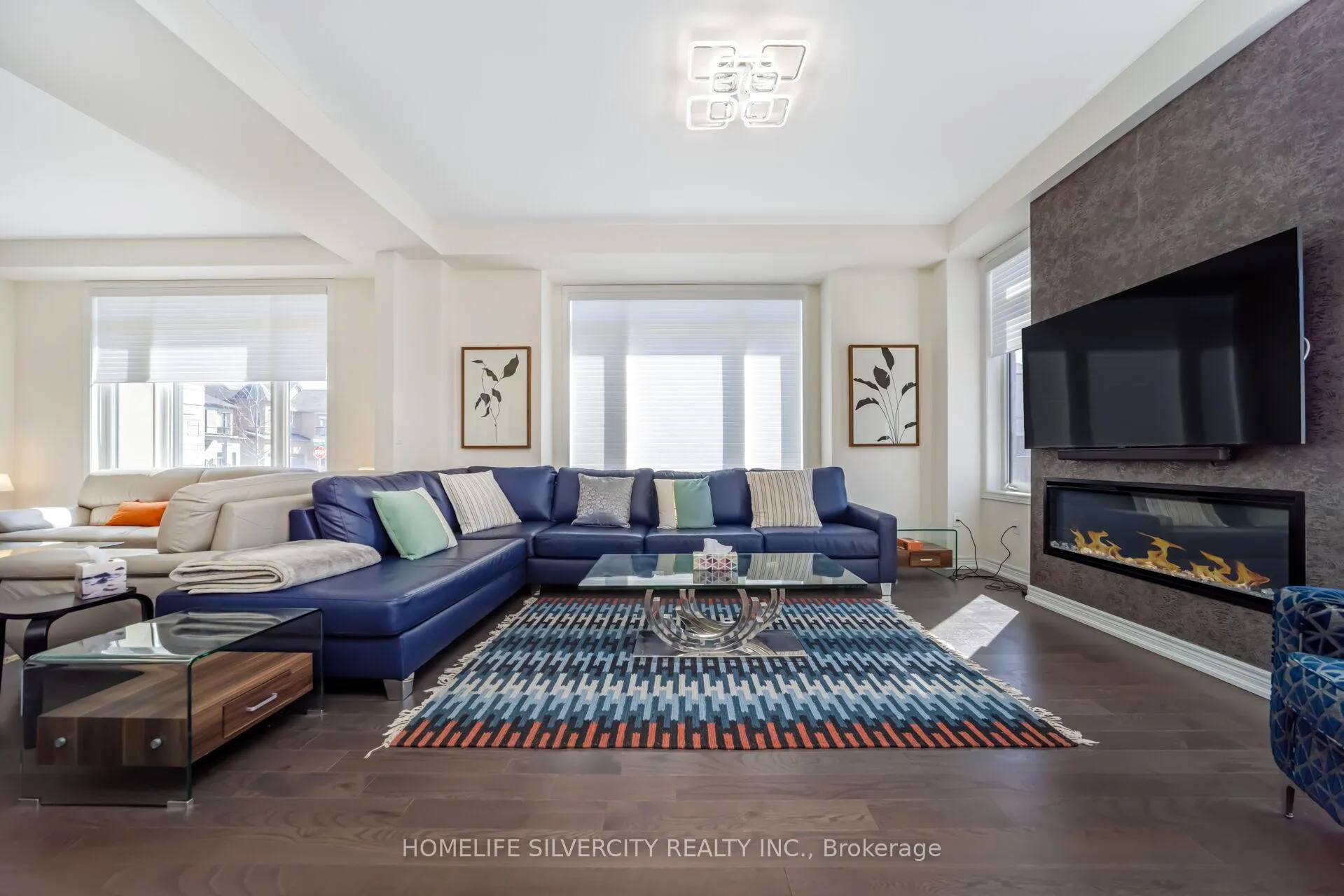 Photo 11 of 31 Canard Drive, Vaughan, Kleinburg — HOMEH