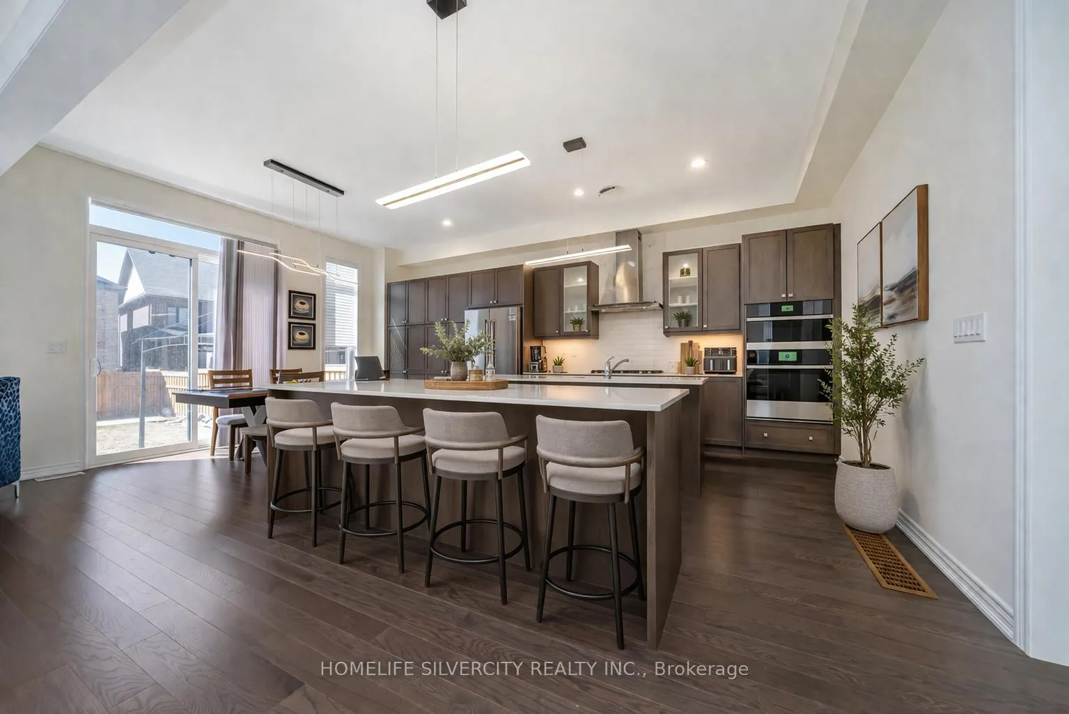 Photo 13 of 31 Canard Drive, Vaughan, Kleinburg — HOMEH