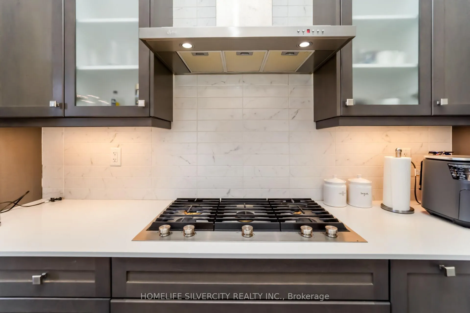 Photo 17 of 31 Canard Drive, Vaughan, Kleinburg — HOMEH