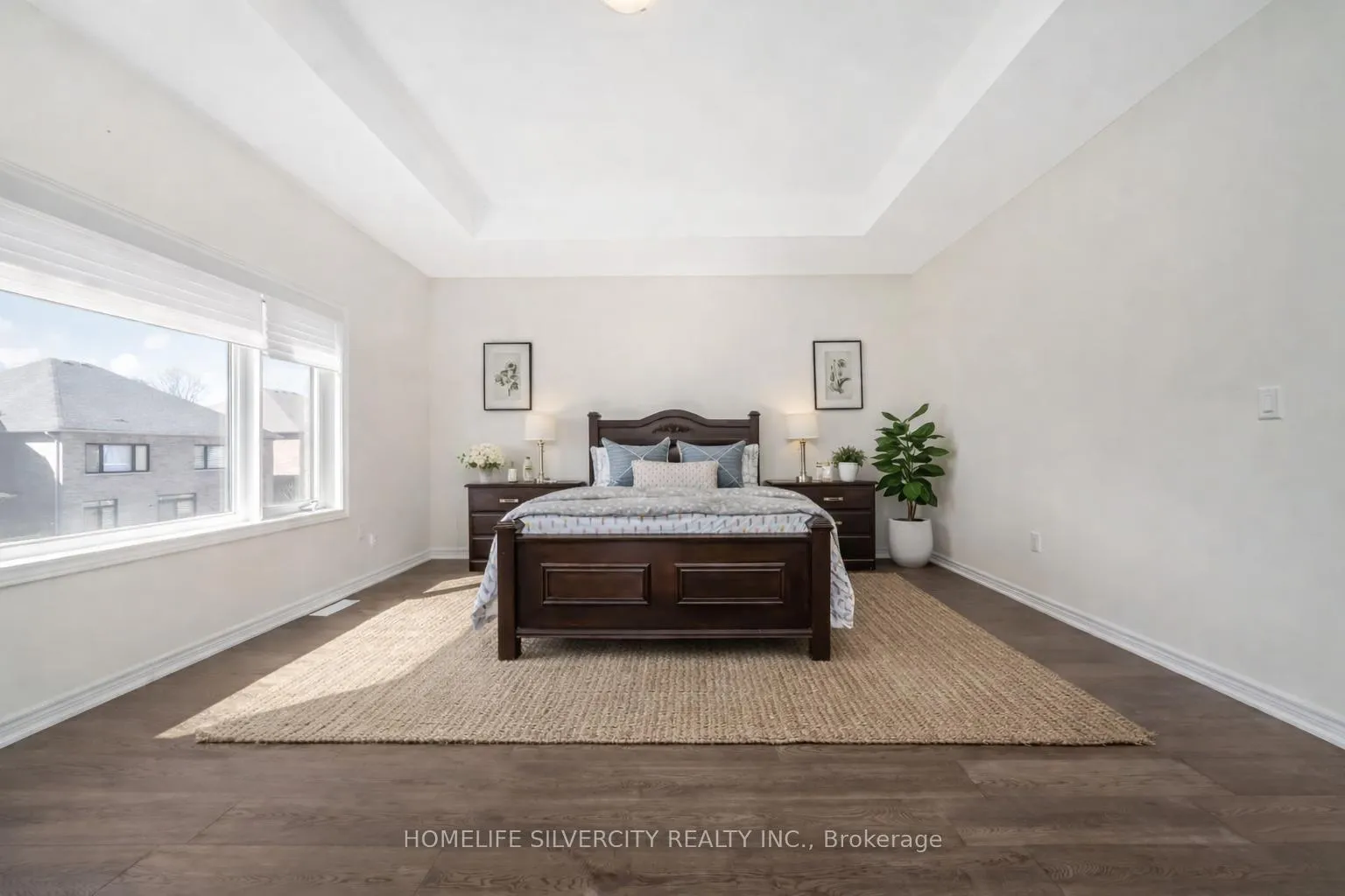 Photo 24 of 31 Canard Drive, Vaughan, Kleinburg — HOMEH