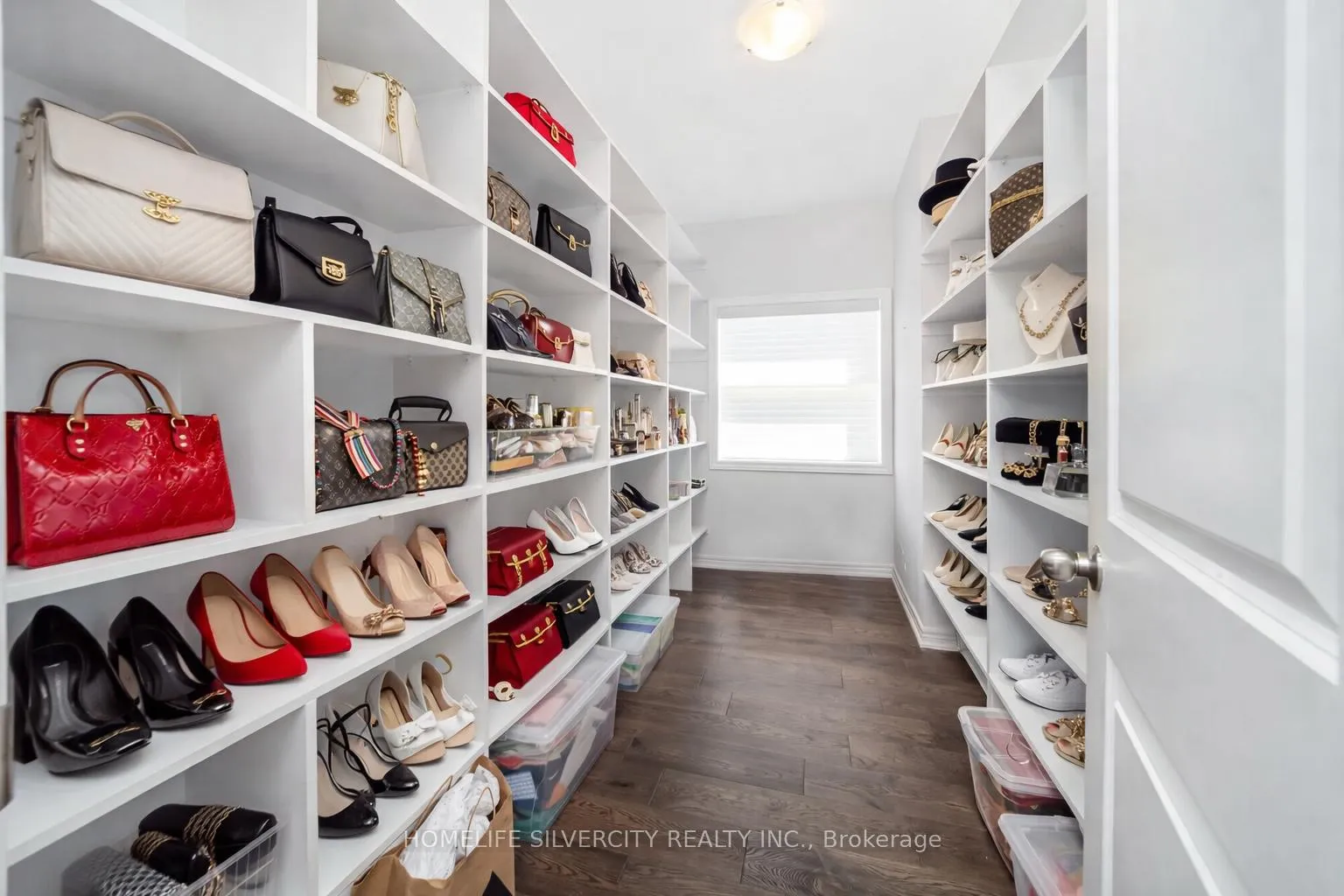 Photo 29 of 31 Canard Drive, Vaughan, Kleinburg — HOMEH