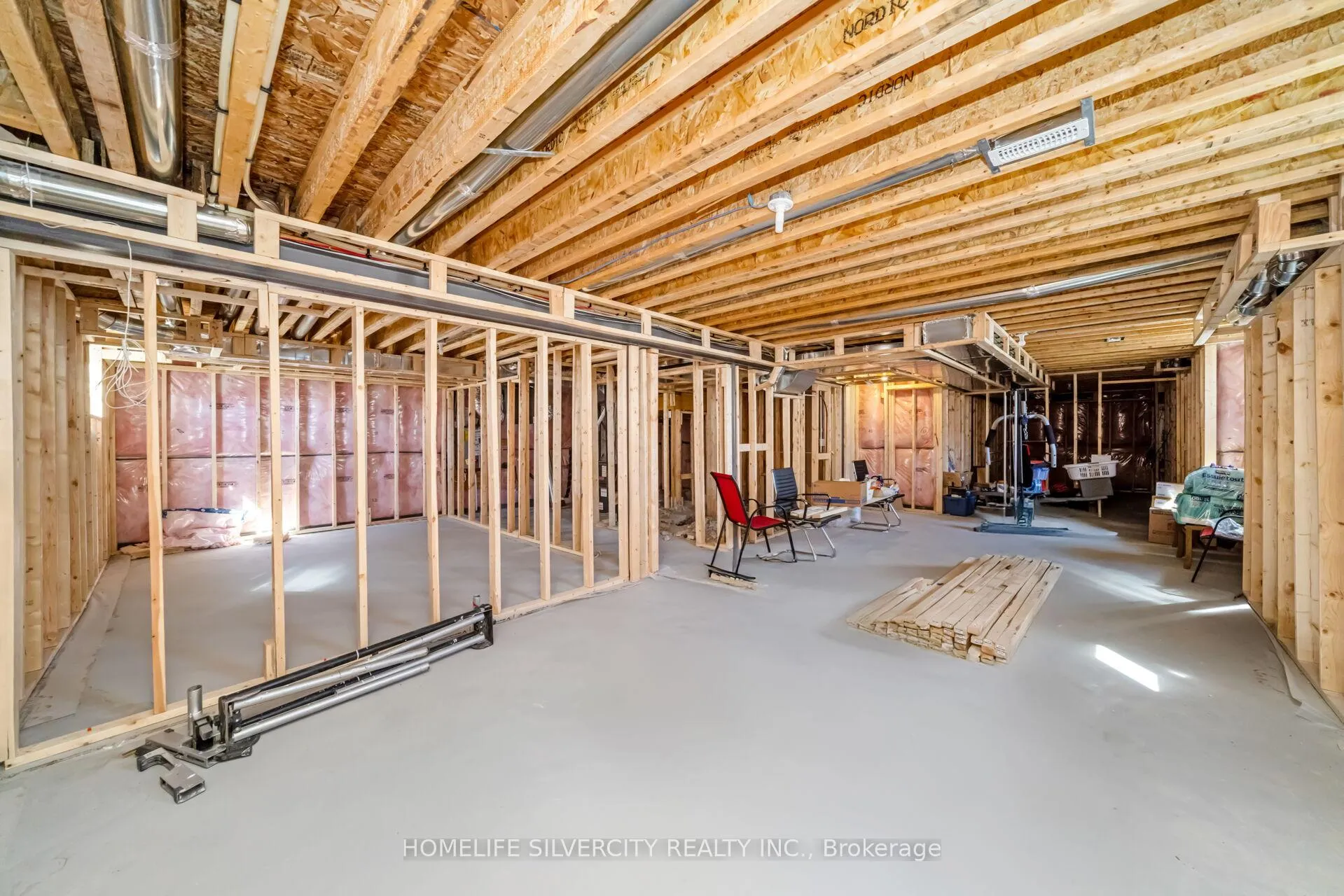 Photo 39 of 31 Canard Drive, Vaughan, Kleinburg — HOMEH