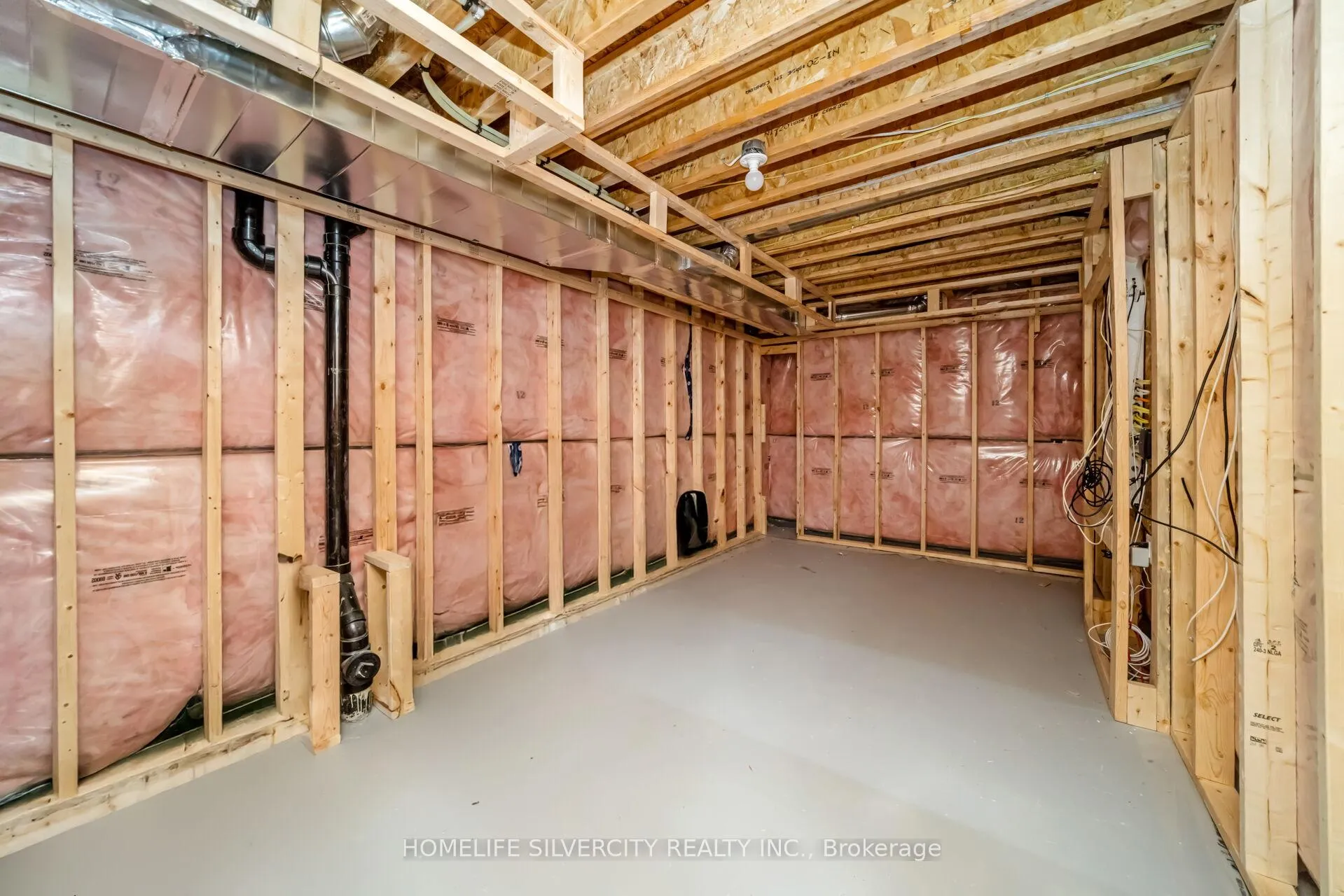Photo 40 of 31 Canard Drive, Vaughan, Kleinburg — HOMEH