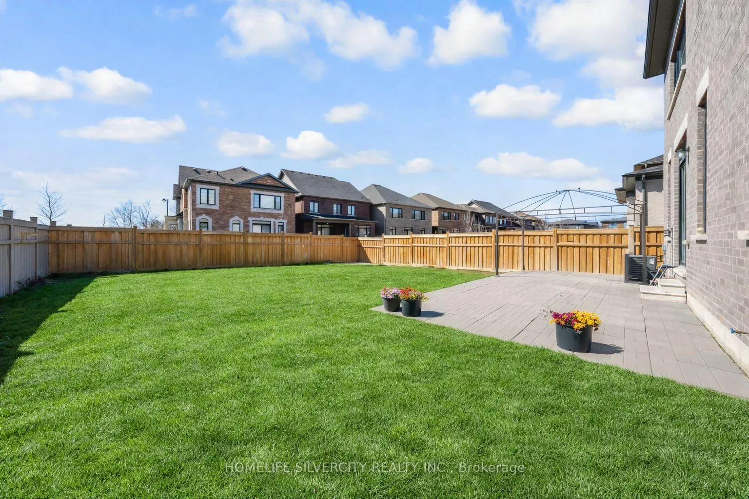 Photo 42 of 31 Canard Drive, Vaughan, Kleinburg — HOMEH