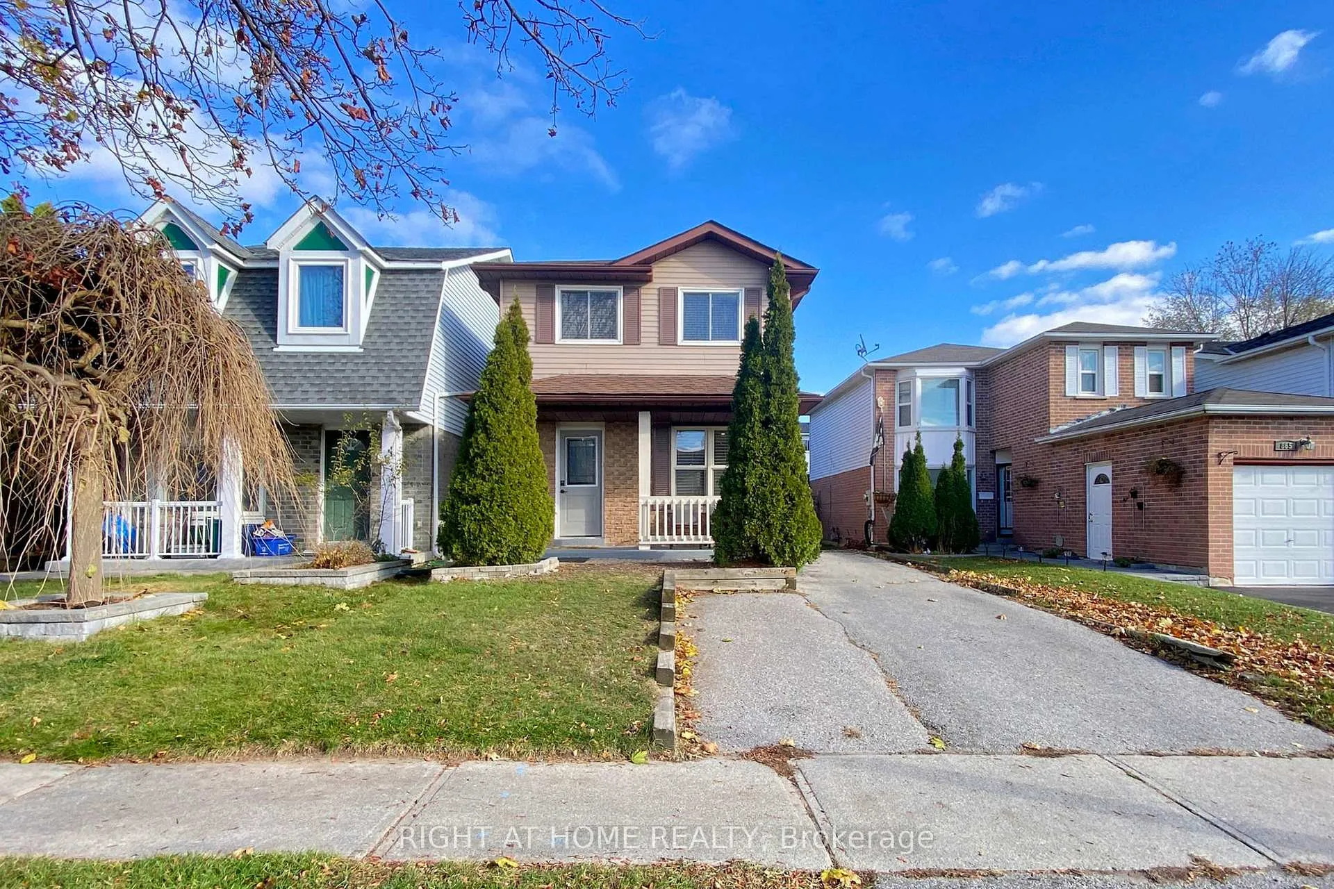 Photo 1 of 869 Attersley Drive, Oshawa, Pinecrest — HOMEH