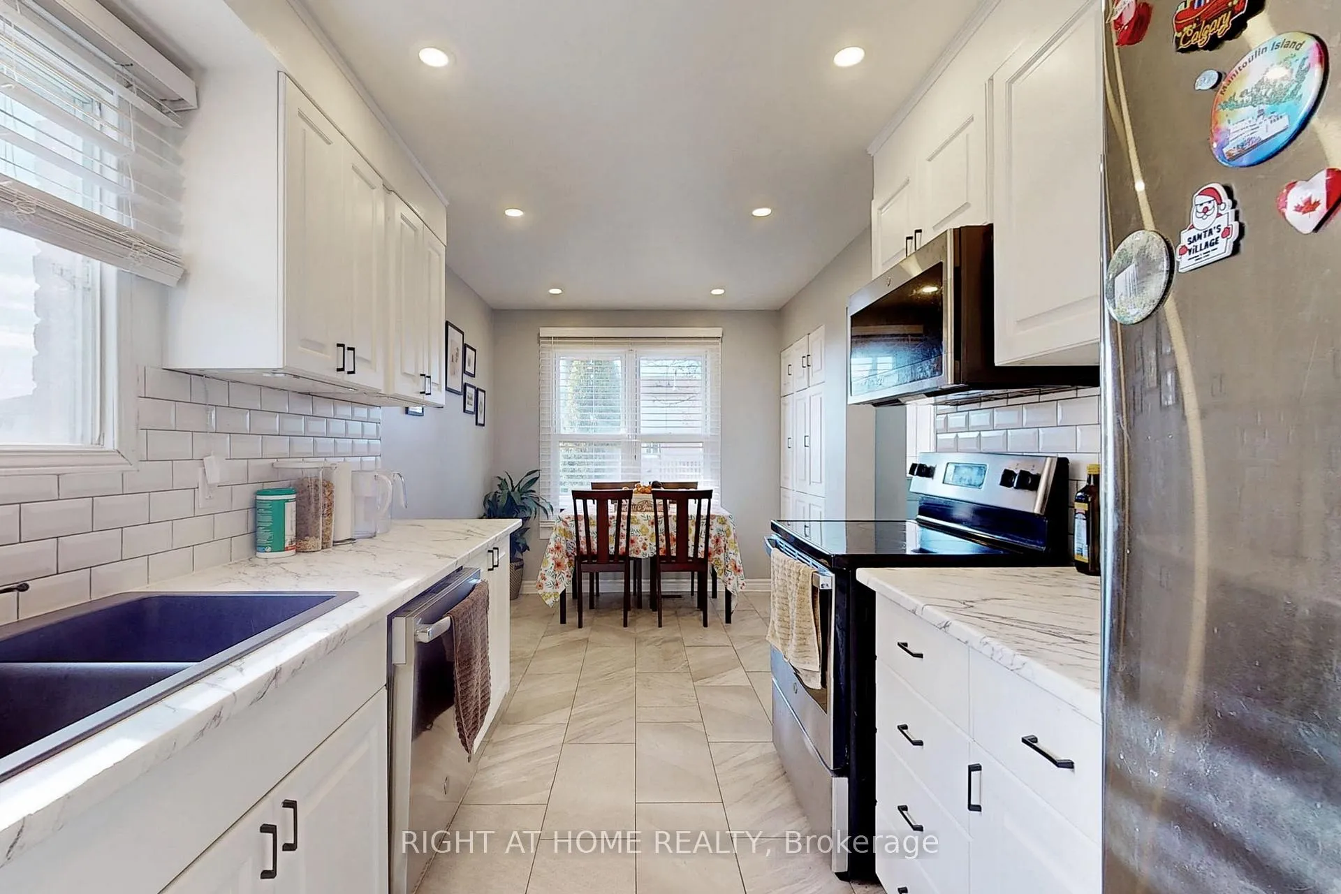 Photo 13 of 869 Attersley Drive, Oshawa, Pinecrest — HOMEH