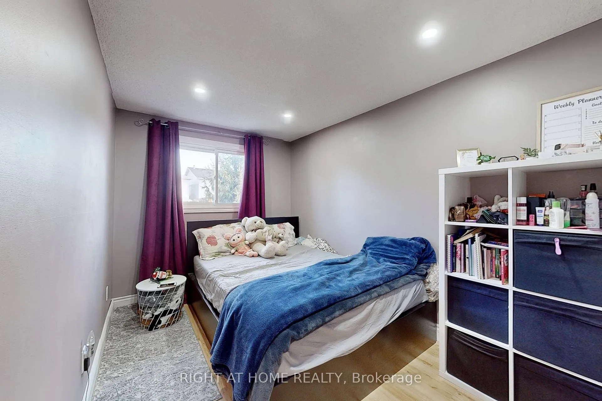 Photo 23 of 869 Attersley Drive, Oshawa, Pinecrest — HOMEH