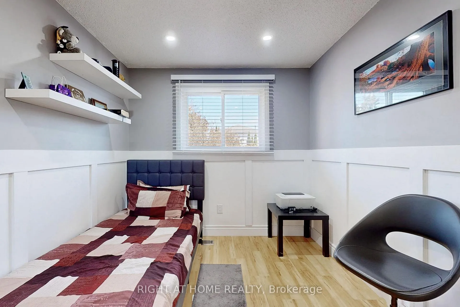 Photo 27 of 869 Attersley Drive, Oshawa, Pinecrest — HOMEH