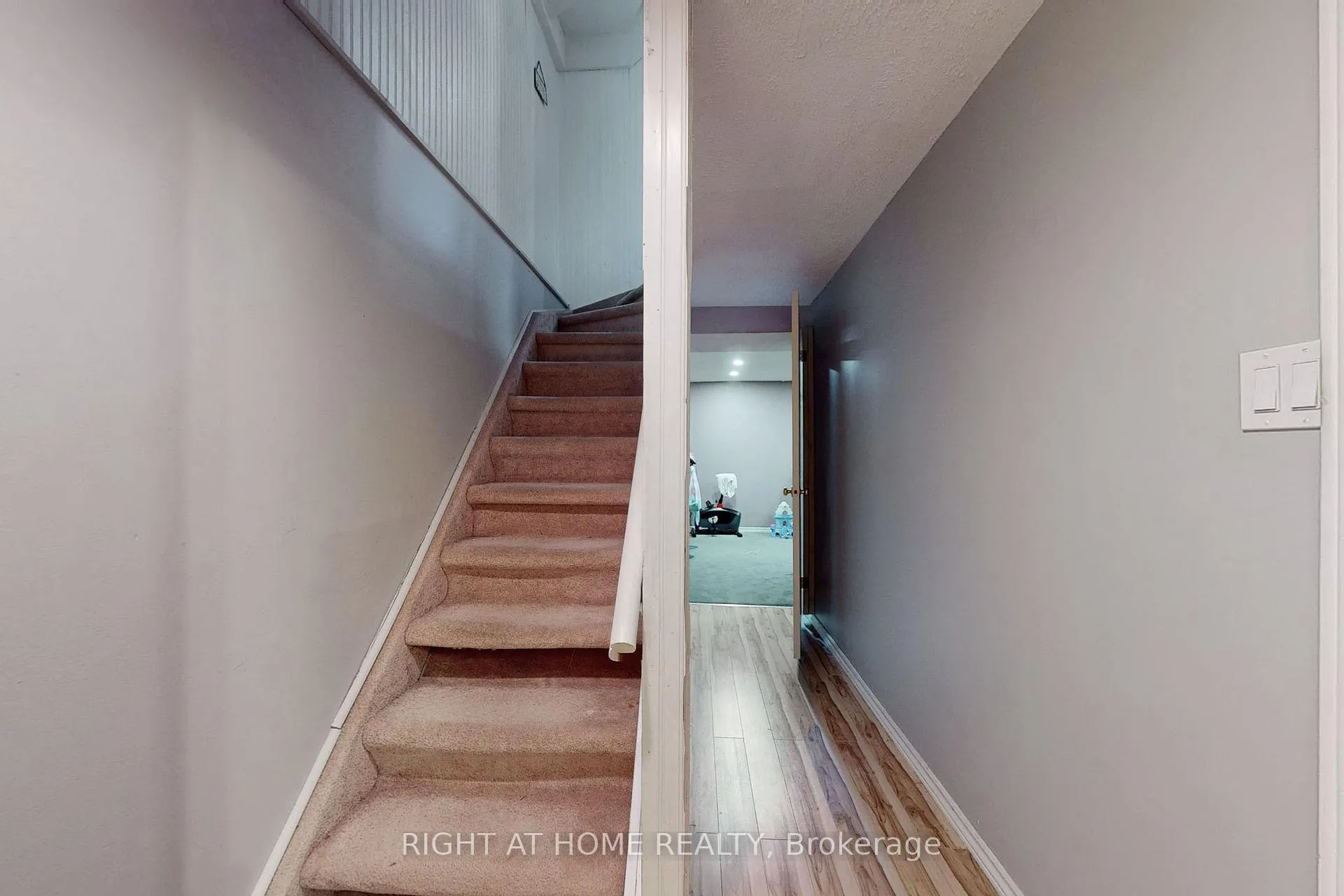 Photo 30 of 869 Attersley Drive, Oshawa, Pinecrest — HOMEH