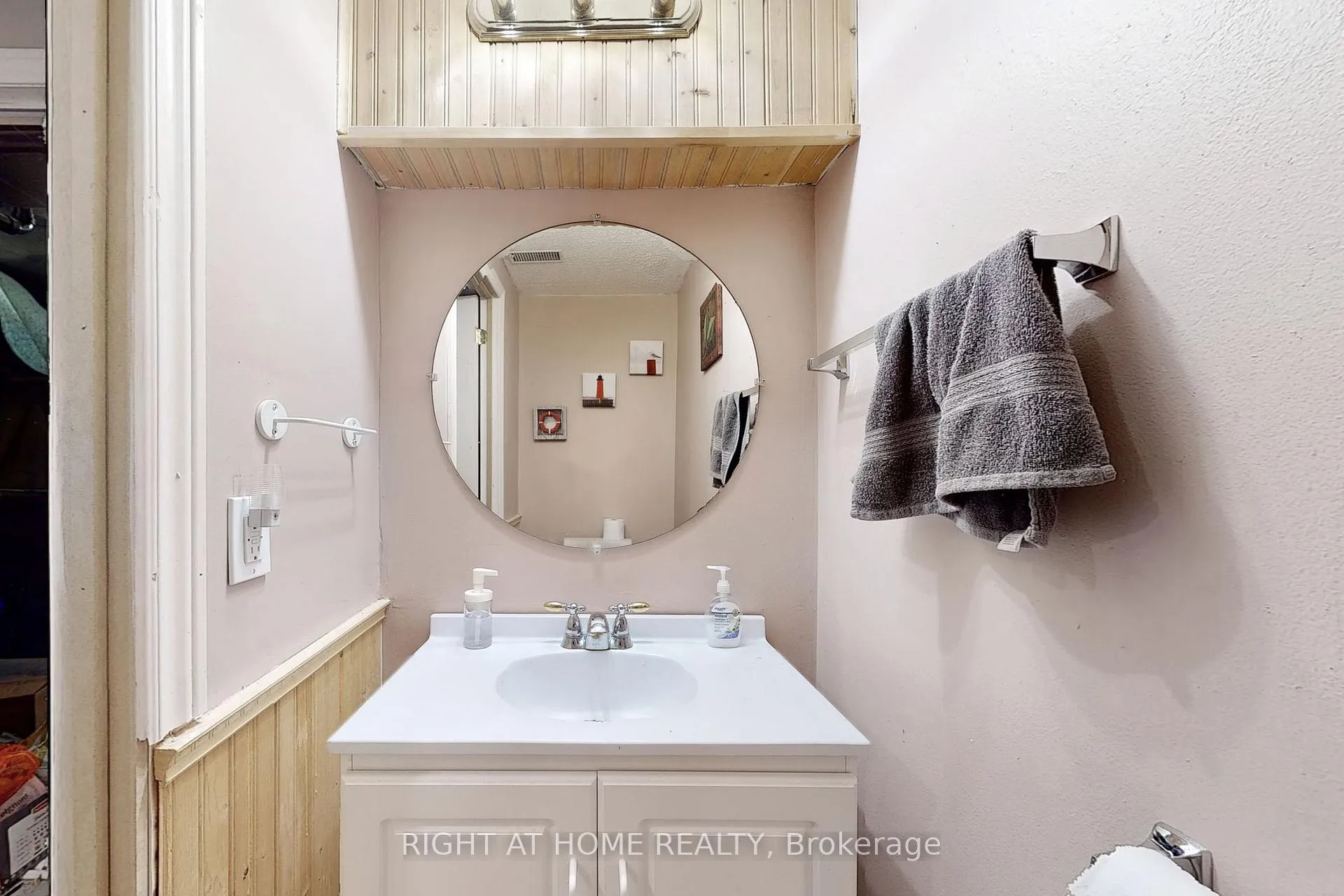 Photo 33 of 869 Attersley Drive, Oshawa, Pinecrest — HOMEH