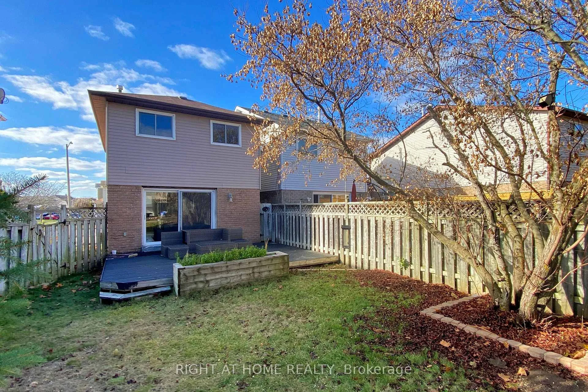 Photo 38 of 869 Attersley Drive, Oshawa, Pinecrest — HOMEH