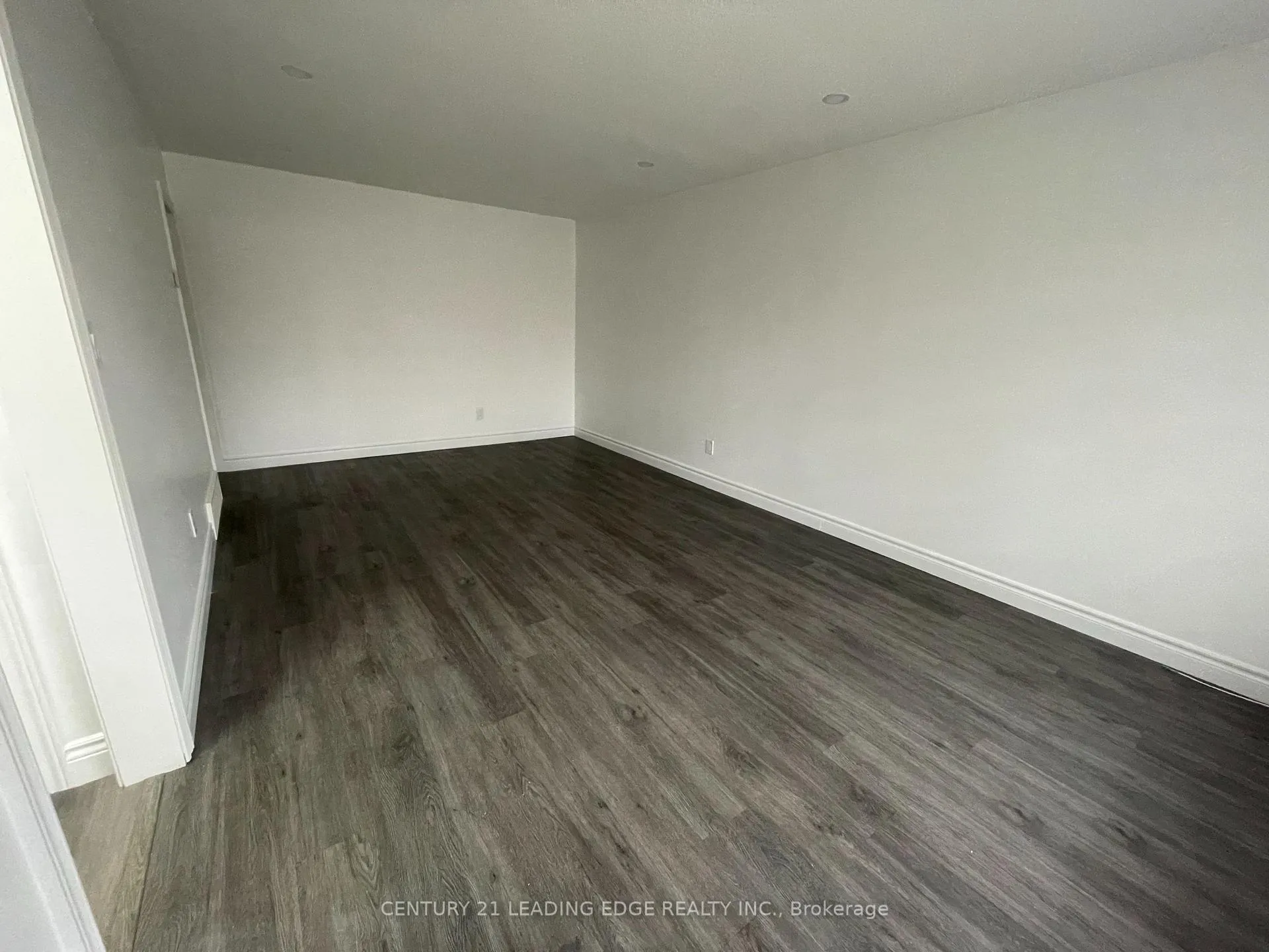 Photo 3 of Unit Main, 512 Euclid Street, Whitby, Downtown Whitby — HOMEH