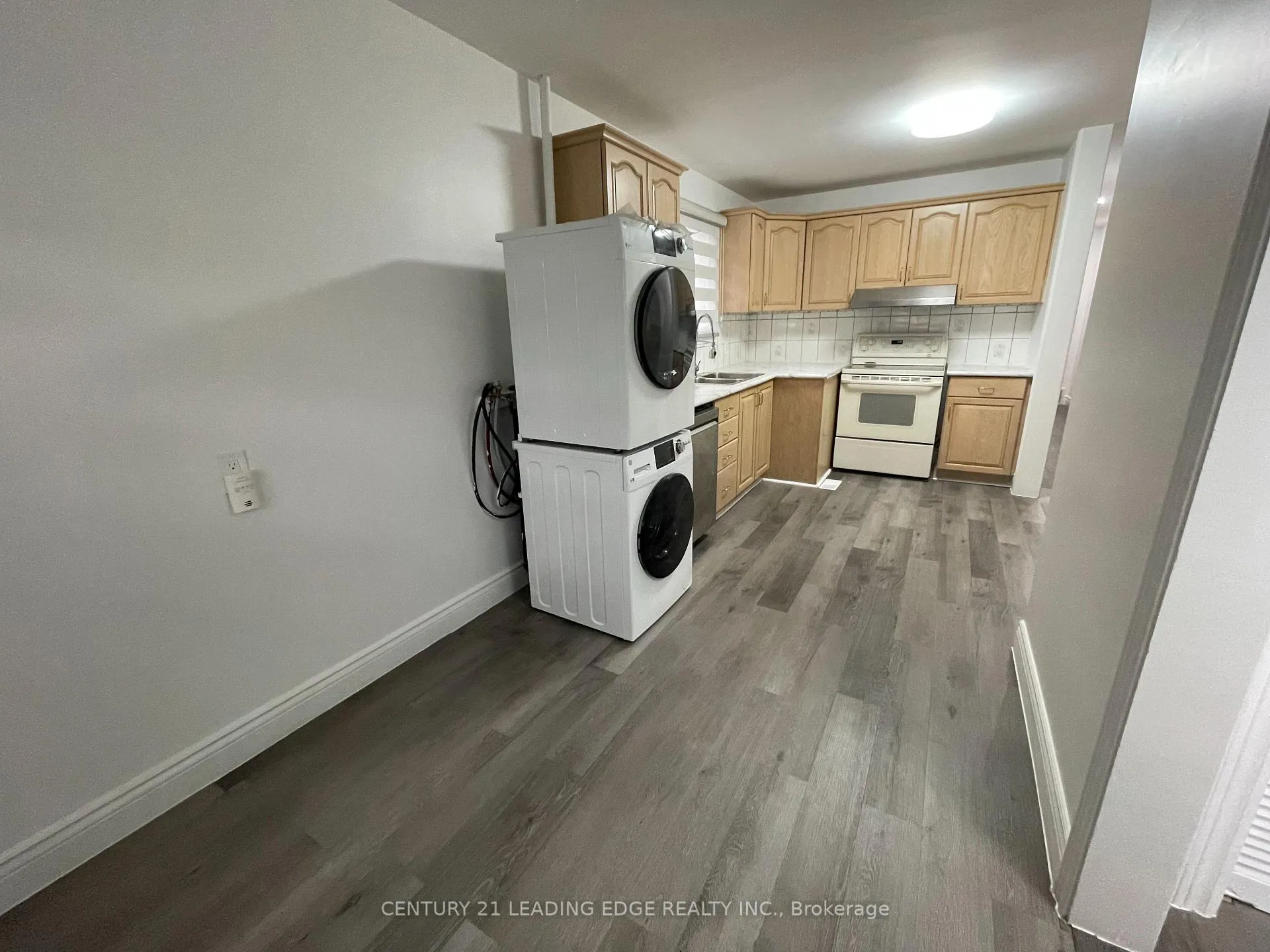Photo 6 of Unit Main, 512 Euclid Street, Whitby, Downtown Whitby — HOMEH