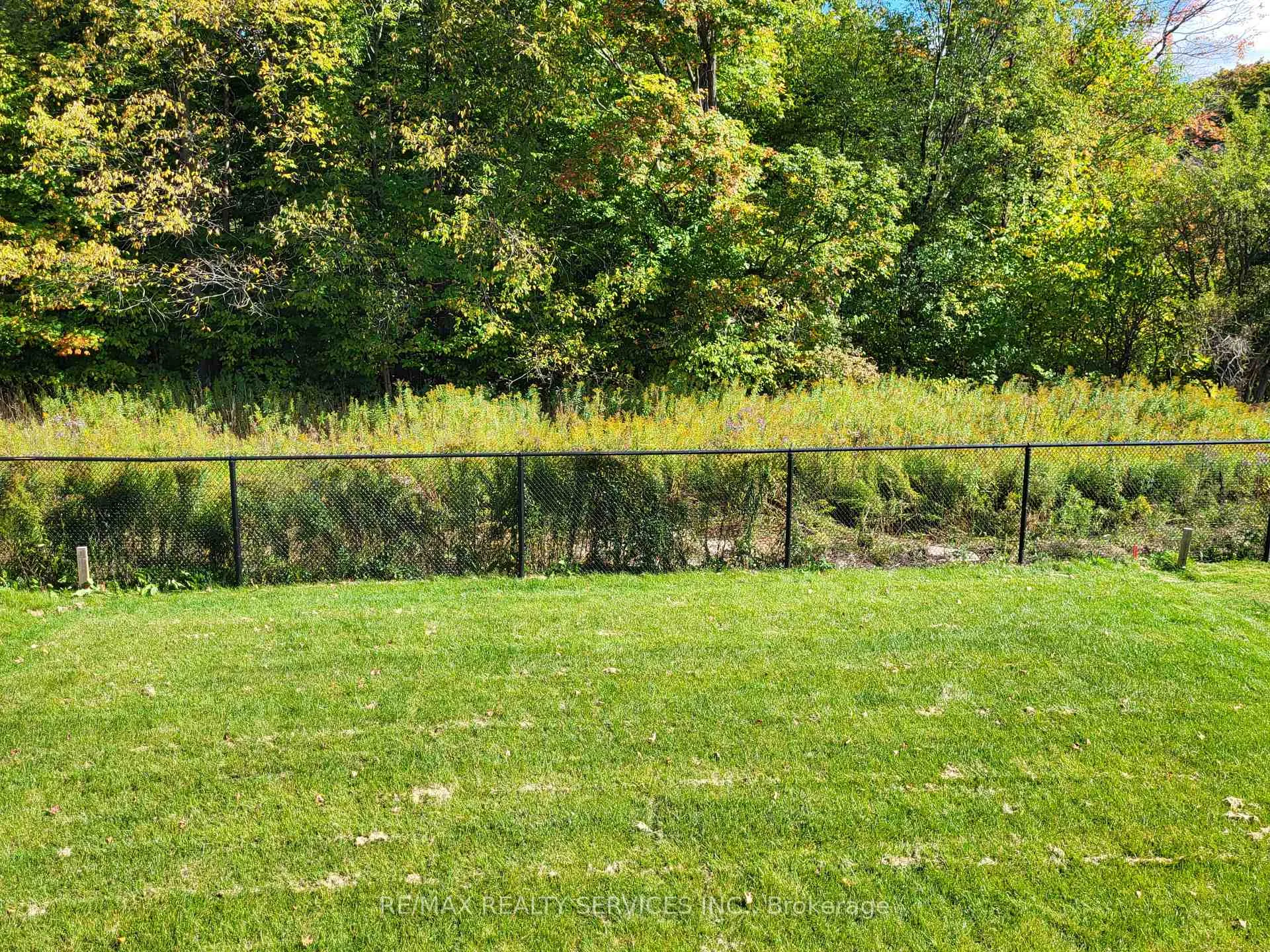 Photo 19 of 383 Leanne Lane, Shelburne — HOMEH