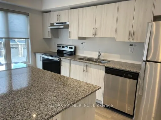 Photo 3 of 54 Hay Lane, Barrie, Innis-Shore — HOMEH