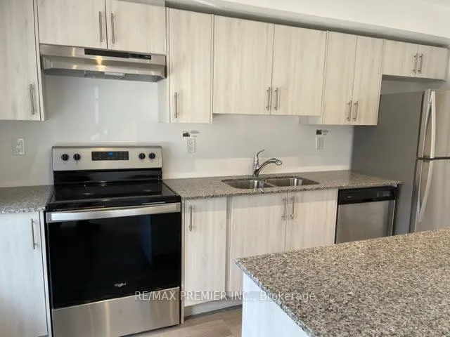 Photo 4 of 54 Hay Lane, Barrie, Innis-Shore — HOMEH