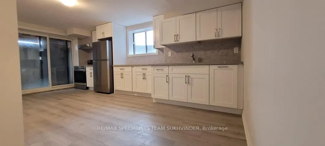 Photo 3 of Unit Lower, 245A Andy Crescent, Vaughan, West Woodbridge — HOMEH