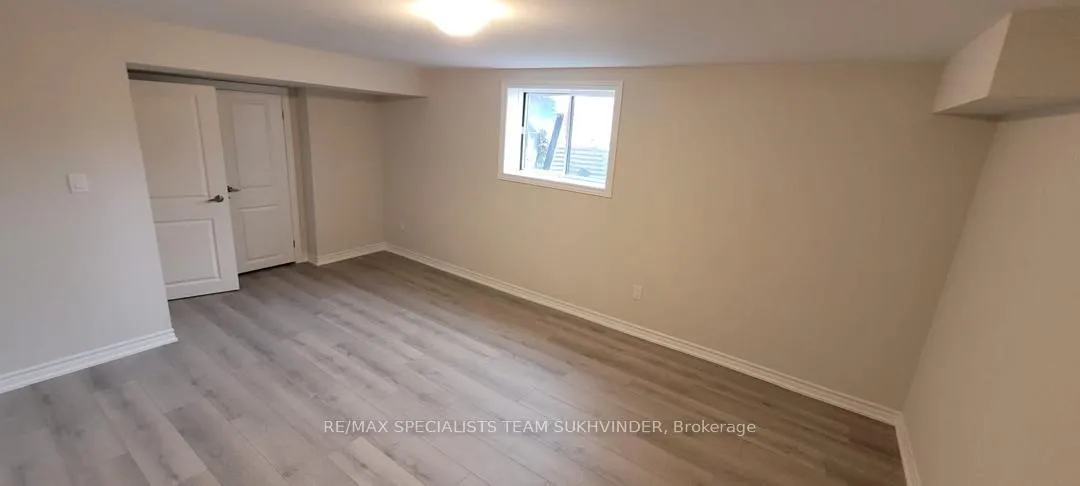 Photo 7 of Unit Lower, 245A Andy Crescent, Vaughan, West Woodbridge — HOMEH