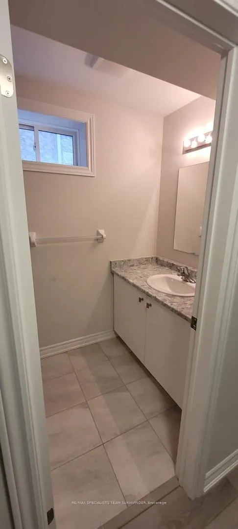Photo 23 of Unit Lower, 245A Andy Crescent, Vaughan, West Woodbridge — HOMEH