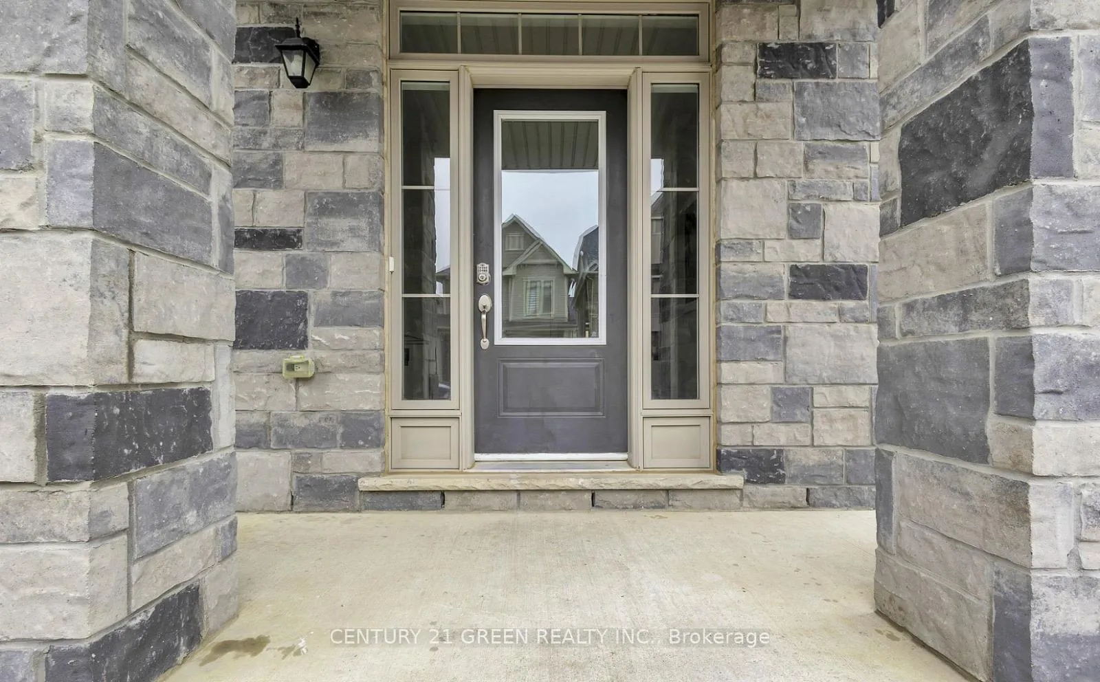 Photo 2 of 37 Thornvalley Terrace, Caledon, Rural Caledon — HOMEH