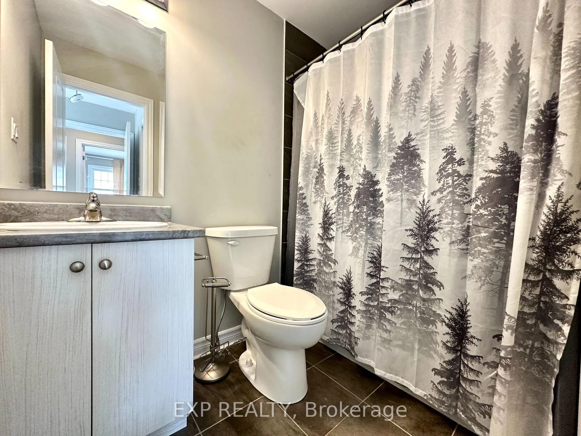 Photo 18 of 2489 Waterlilly Way, Ottawa, Barrhaven - Heritage Park — HOMEH