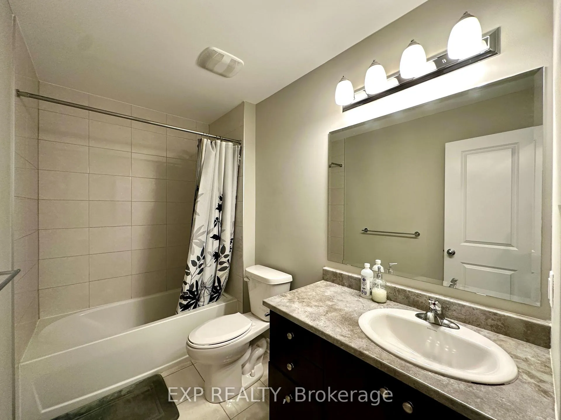 Photo 21 of 2489 Waterlilly Way, Ottawa, Barrhaven - Heritage Park — HOMEH