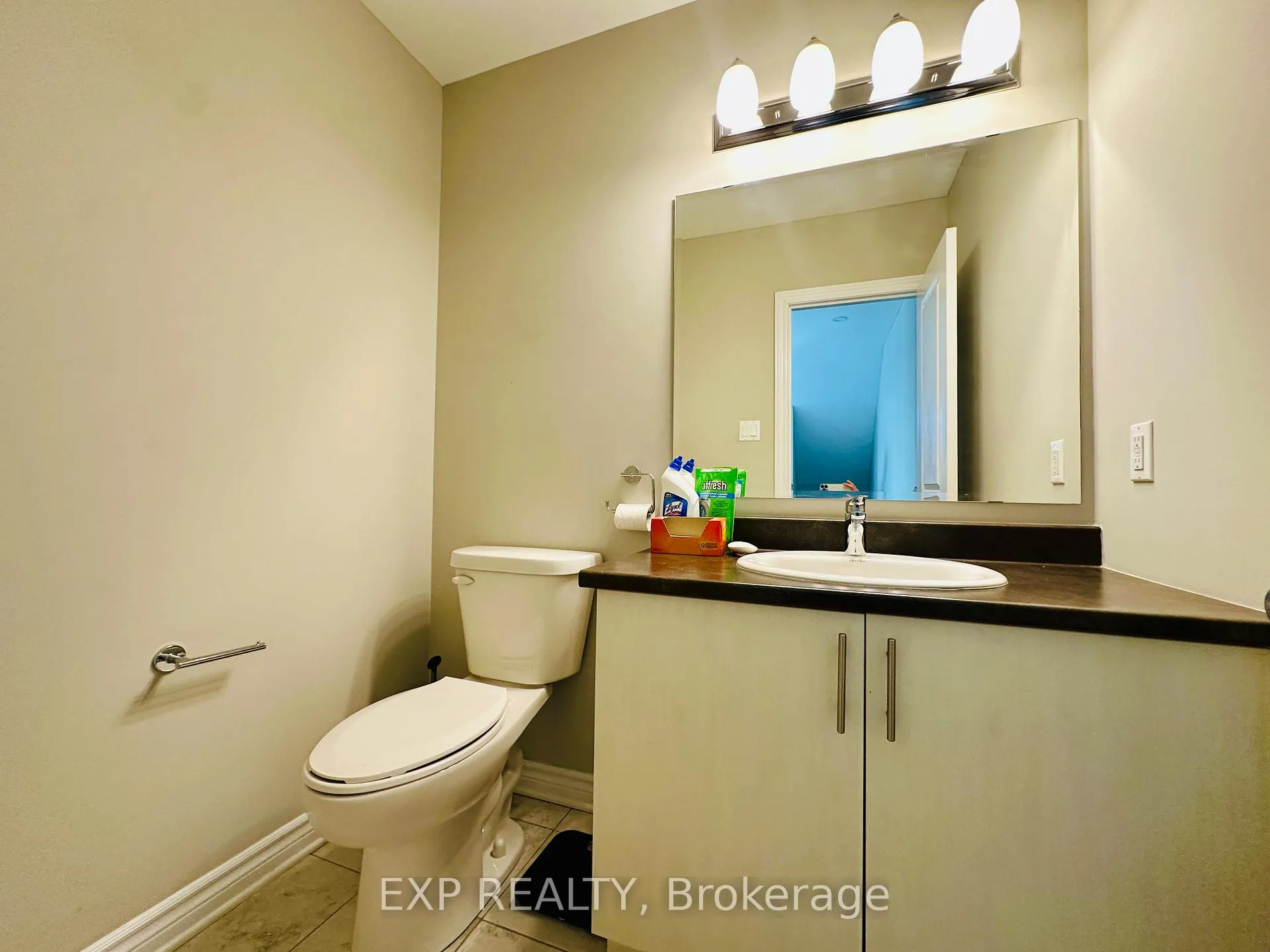 Photo 23 of 2489 Waterlilly Way, Ottawa, Barrhaven - Heritage Park — HOMEH
