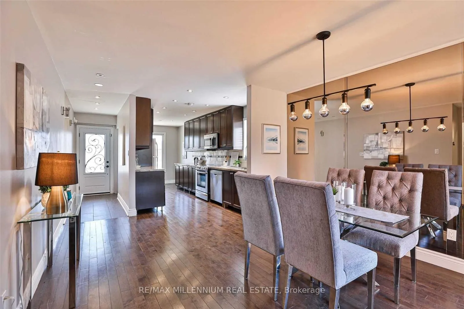 Photo 8 of 38 Winterfold Drive, Brampton, Madoc — HOMEH