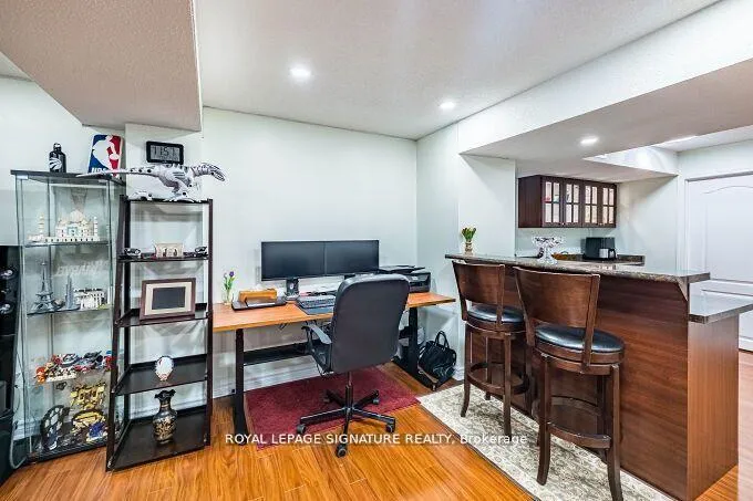 Photo 121 of 5708 Margarita Crescent, Mississauga, Churchill Meadows — HOMEH