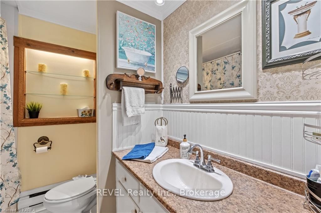 Photo 10 of 1043 Shannon Lane, Frontenac, Frontenac South — HOMEH