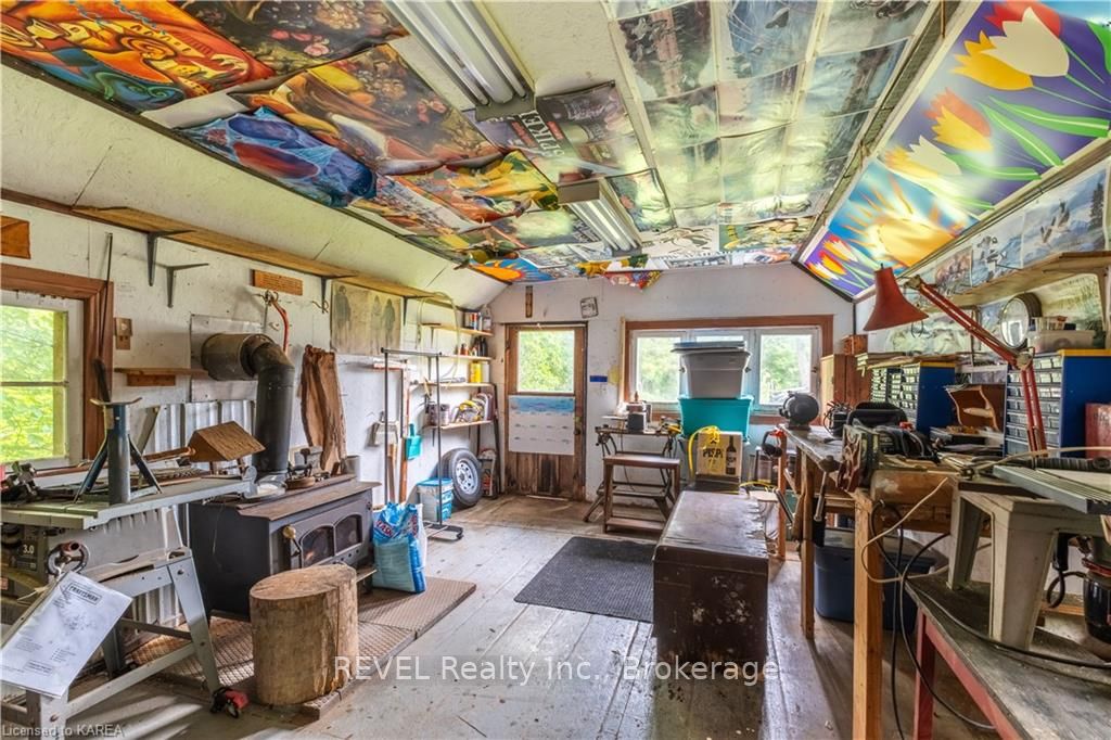Photo 25 of 1043 Shannon Lane, Frontenac, Frontenac South — HOMEH