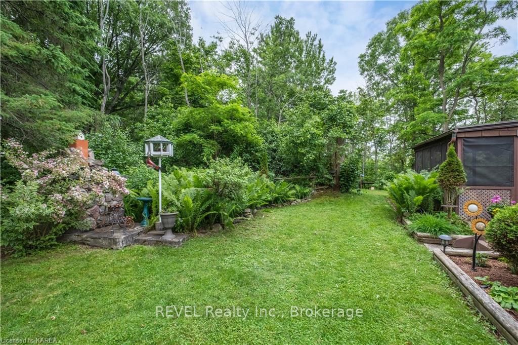 Photo 33 of 1043 Shannon Lane, Frontenac, Frontenac South — HOMEH