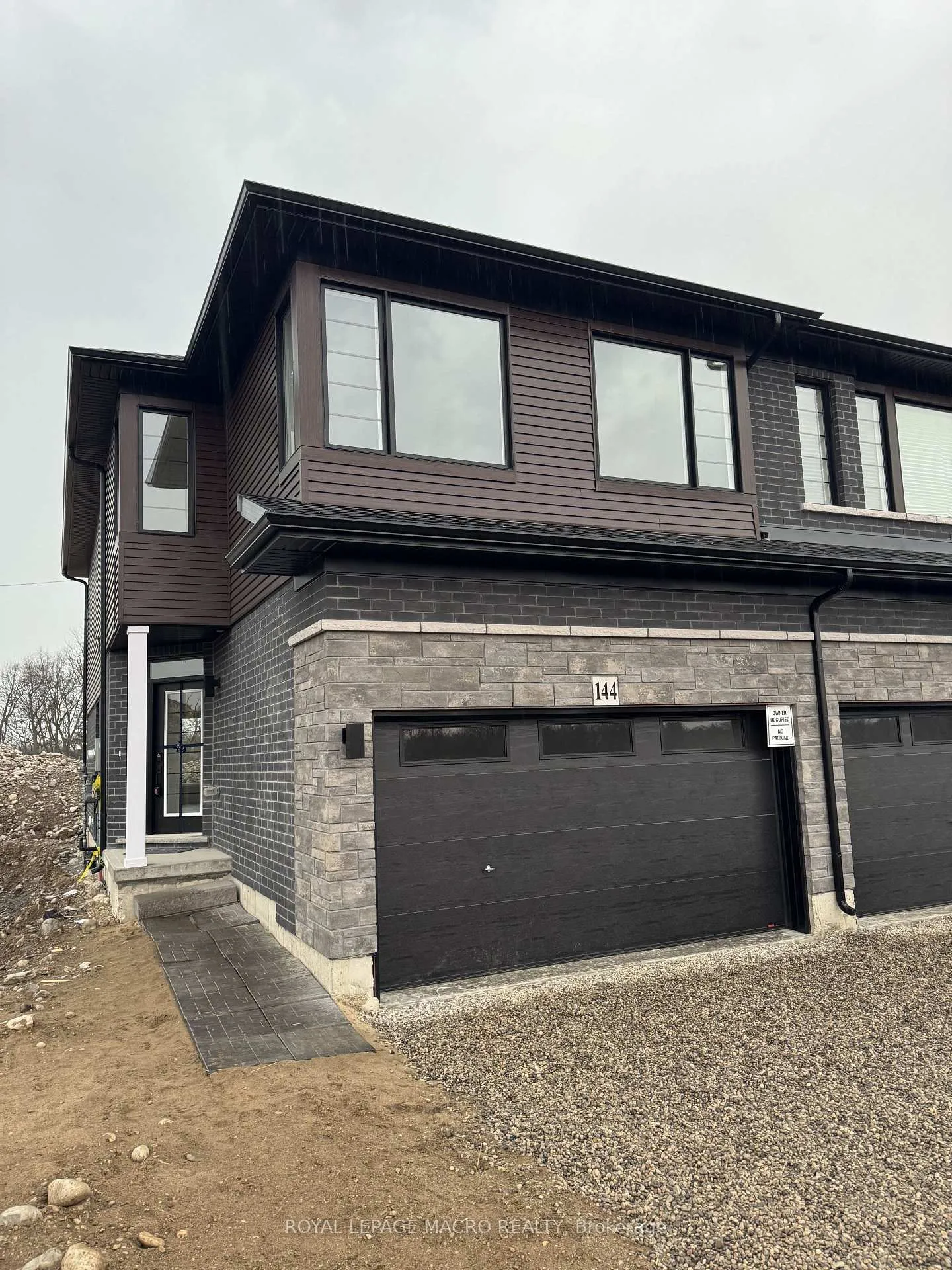 Photo 1 of 144 Gort Avenue, Brant, Paris — HOMEH
