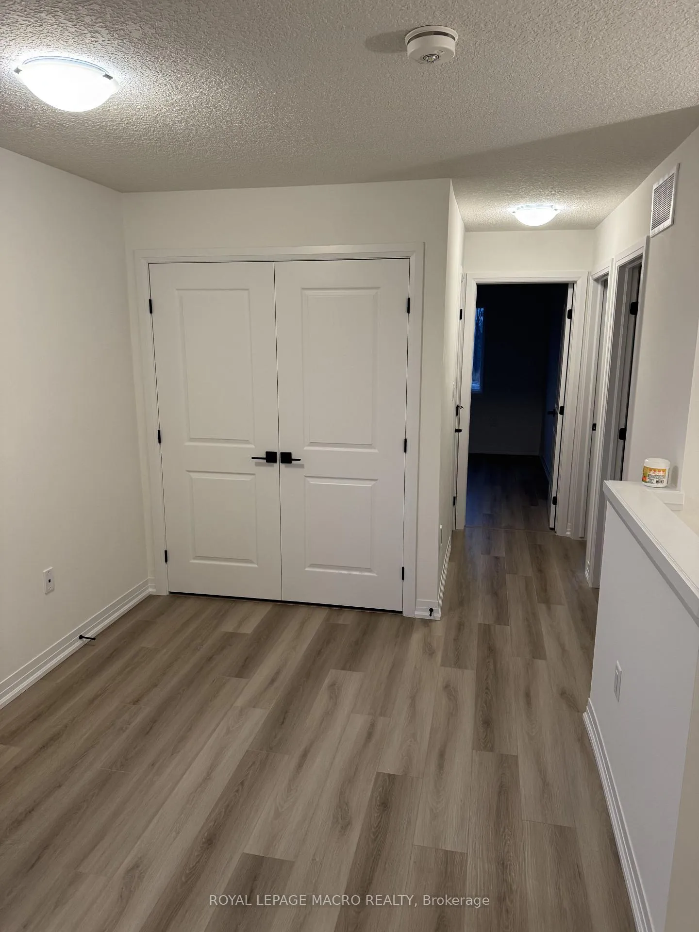 Photo 12 of 144 Gort Avenue, Brant, Paris — HOMEH