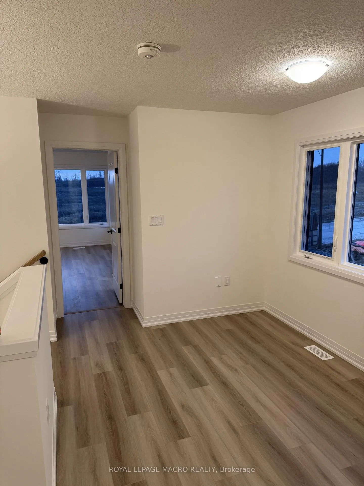 Photo 13 of 144 Gort Avenue, Brant, Paris — HOMEH
