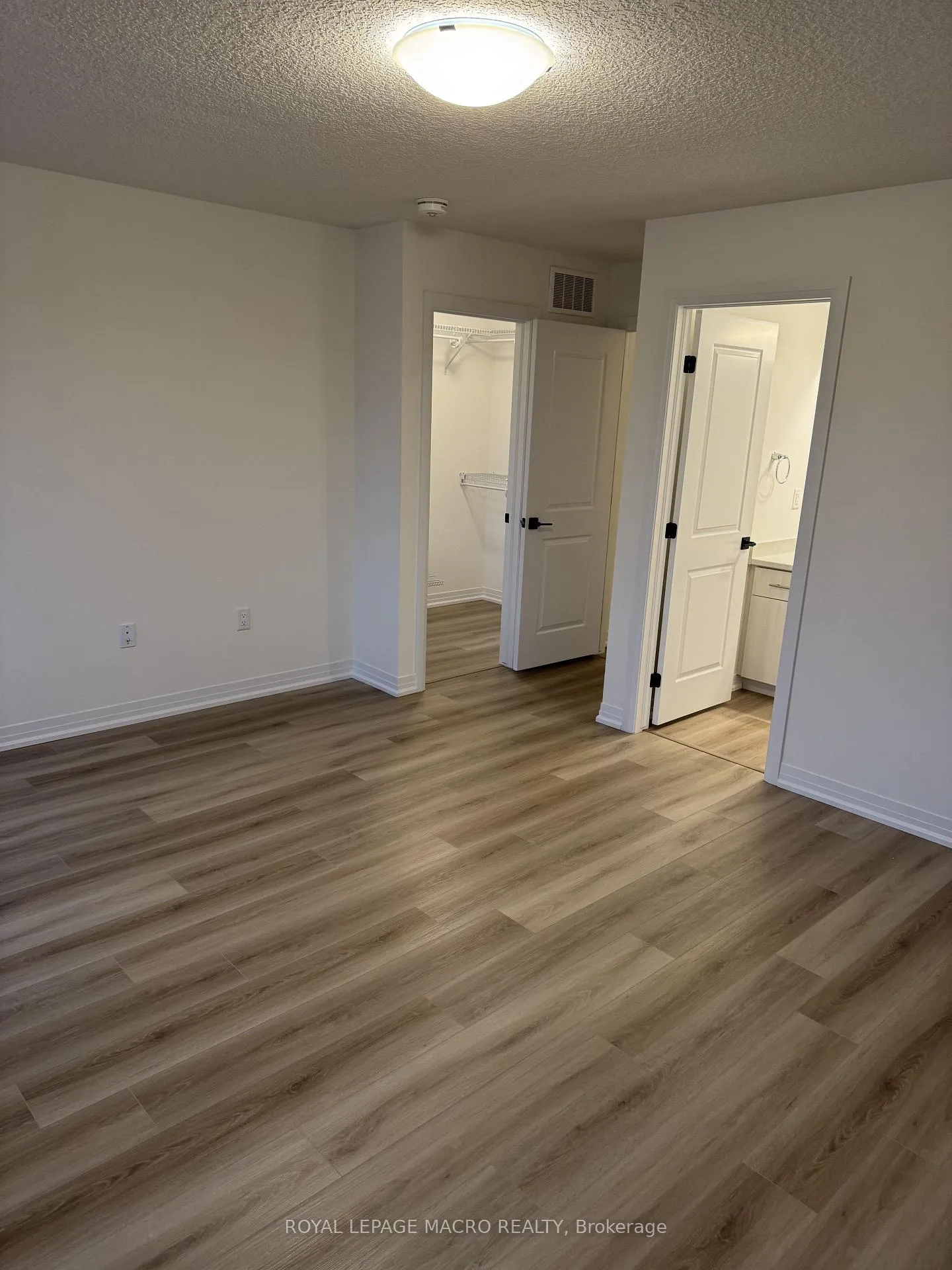 Photo 14 of 144 Gort Avenue, Brant, Paris — HOMEH