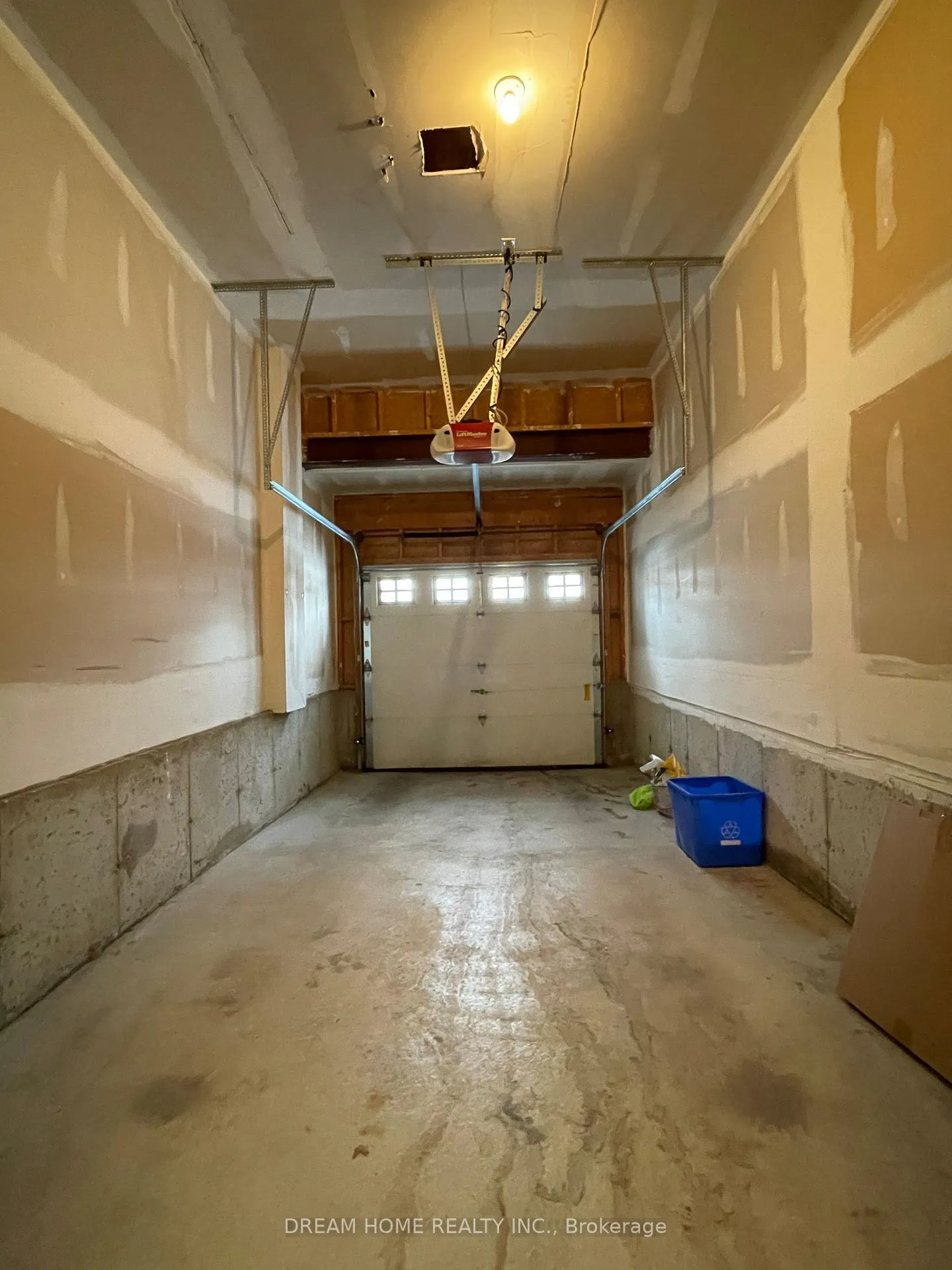 Photo 8 of 8 Mimosa Street, Markham, Wismer — HOMEH