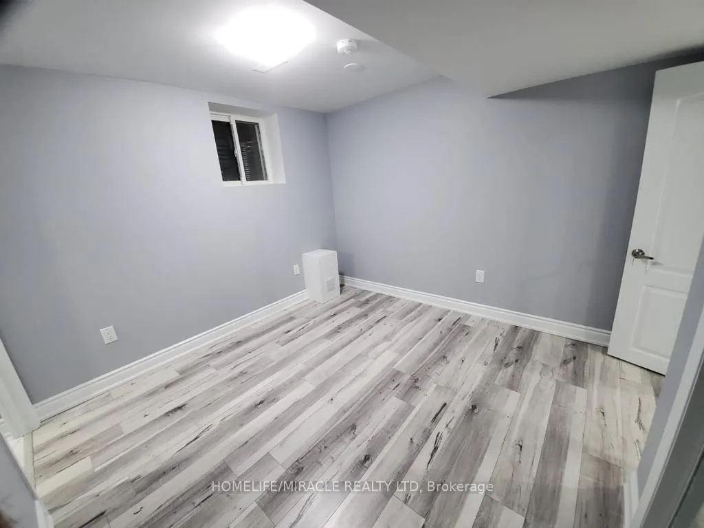Photo 1 of 90 Yardley Crescent, Brampton, Credit Valley — HOMEH