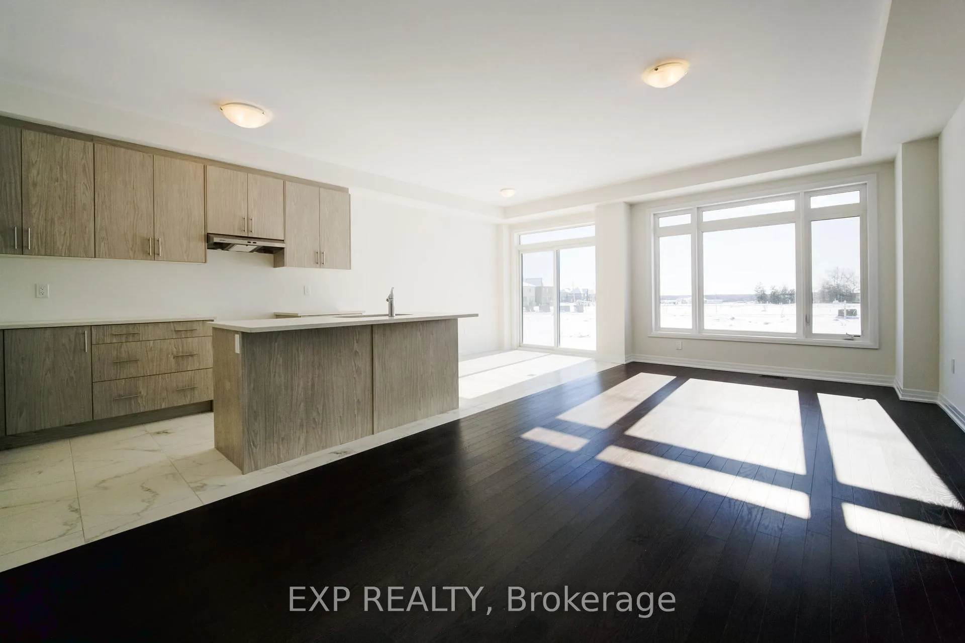 Photo 5 of 36 Blain Drive, Hamilton, Binbrook — HOMEH