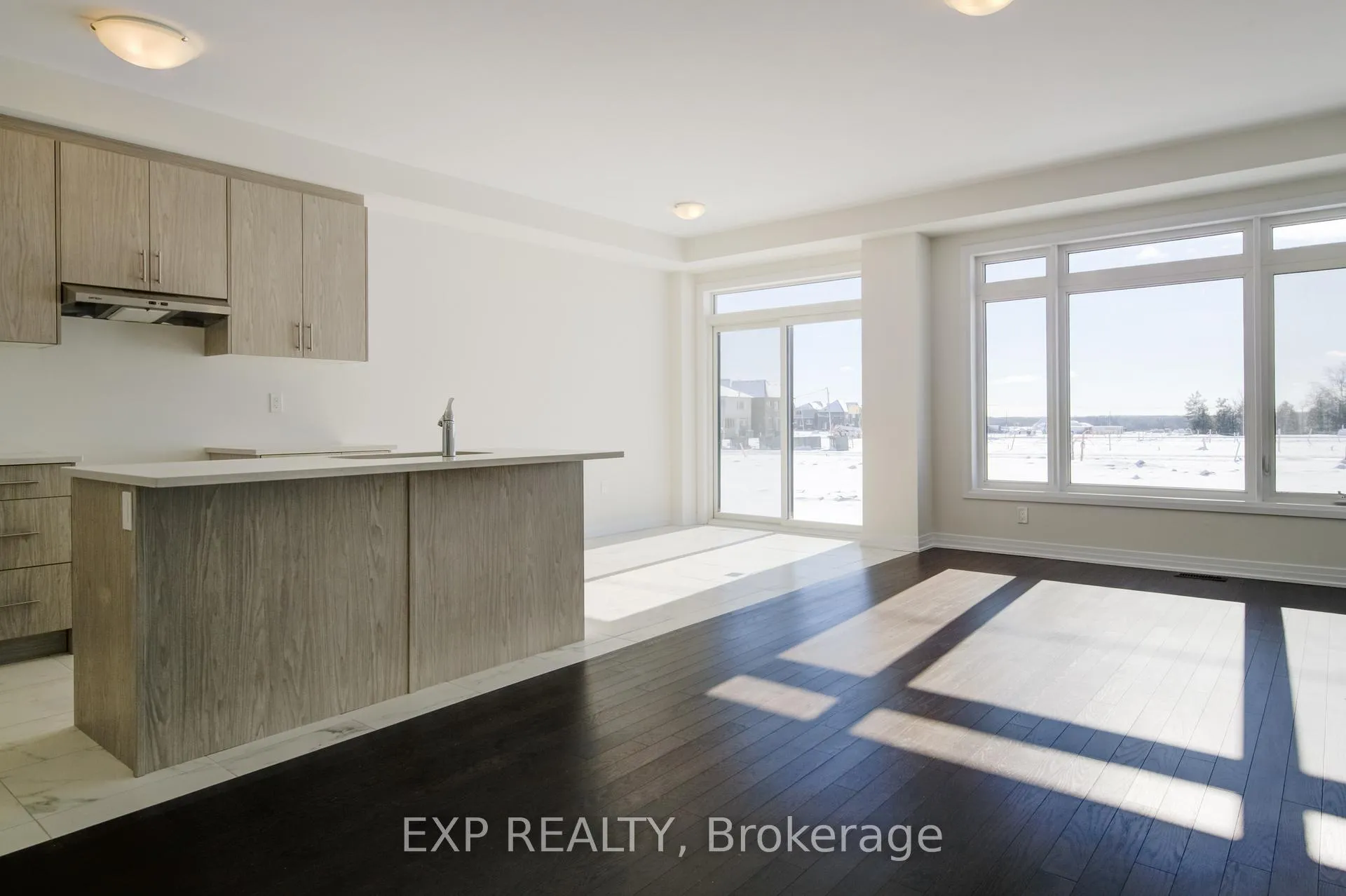 Photo 7 of 36 Blain Drive, Hamilton, Binbrook — HOMEH