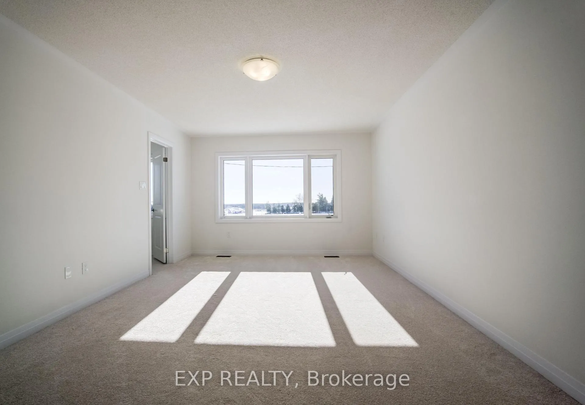Photo 20 of 36 Blain Drive, Hamilton, Binbrook — HOMEH