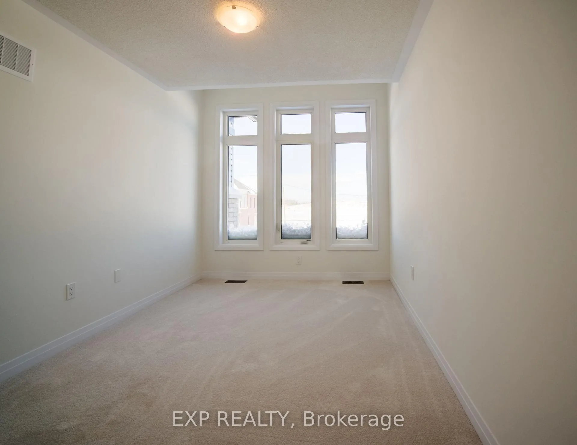 Photo 29 of 36 Blain Drive, Hamilton, Binbrook — HOMEH