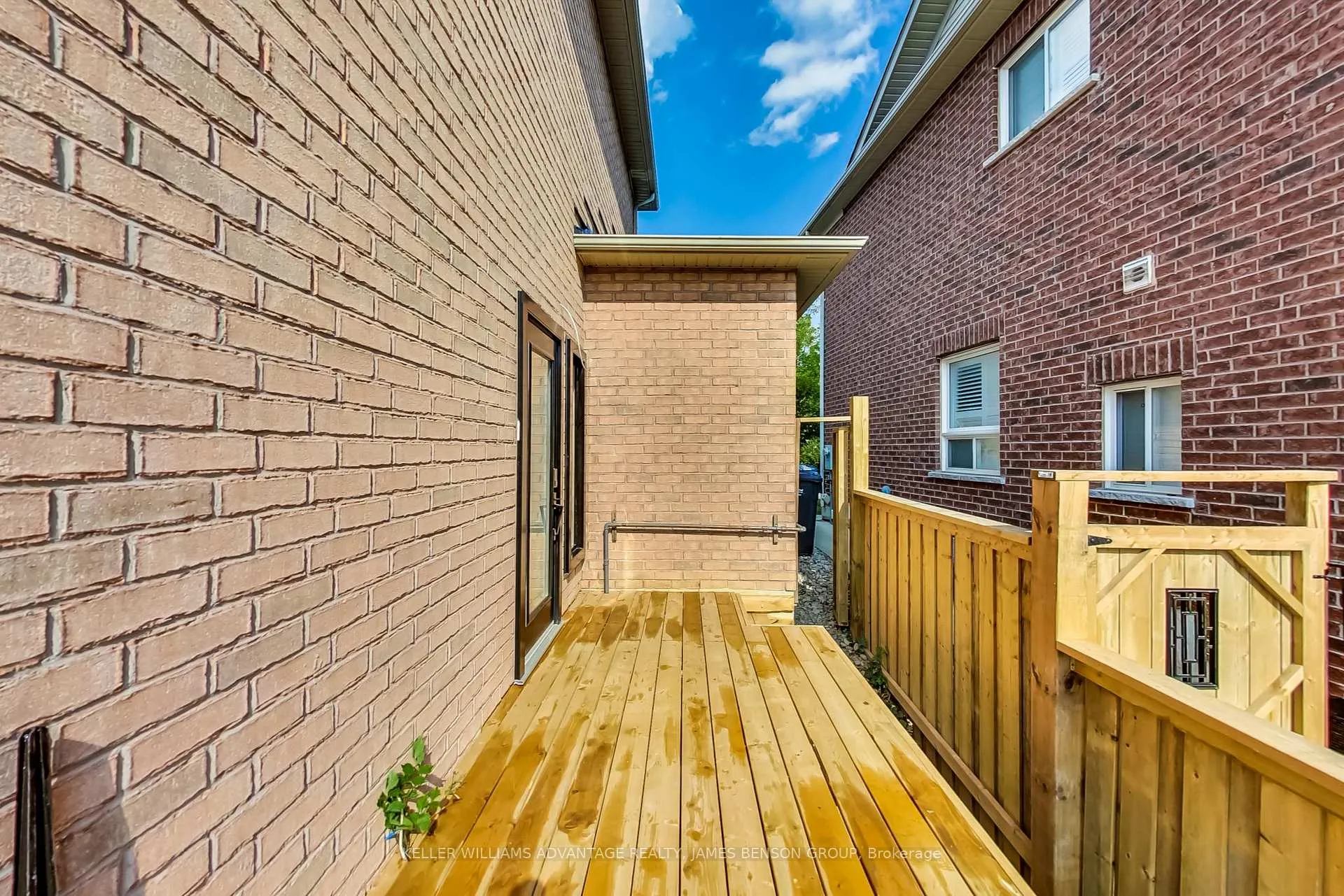 Photo 16 of 118 Gallview Lane, Brampton, Bram East — HOMEH