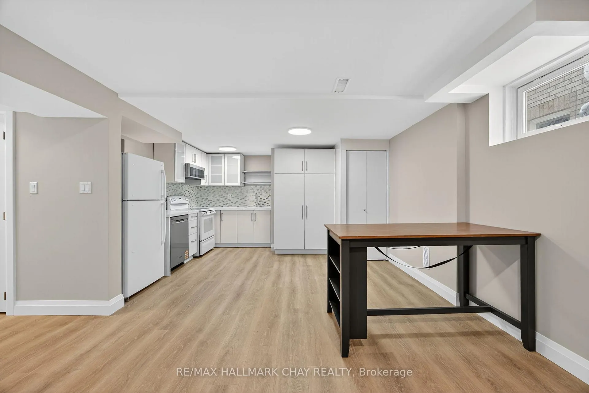 Photo 3 of Unit Lower, 13 Michelle Drive, Barrie, Painswick South — HOMEH