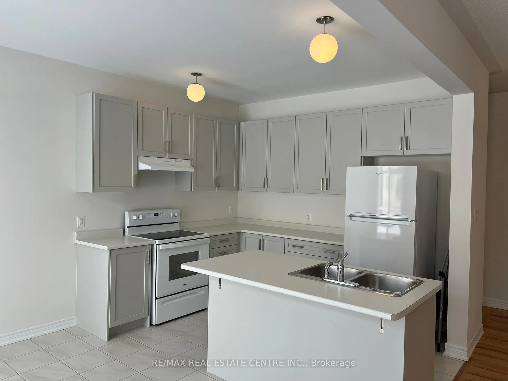 Photo 15 of 156 Limestone Lane, Shelburne — HOMEH