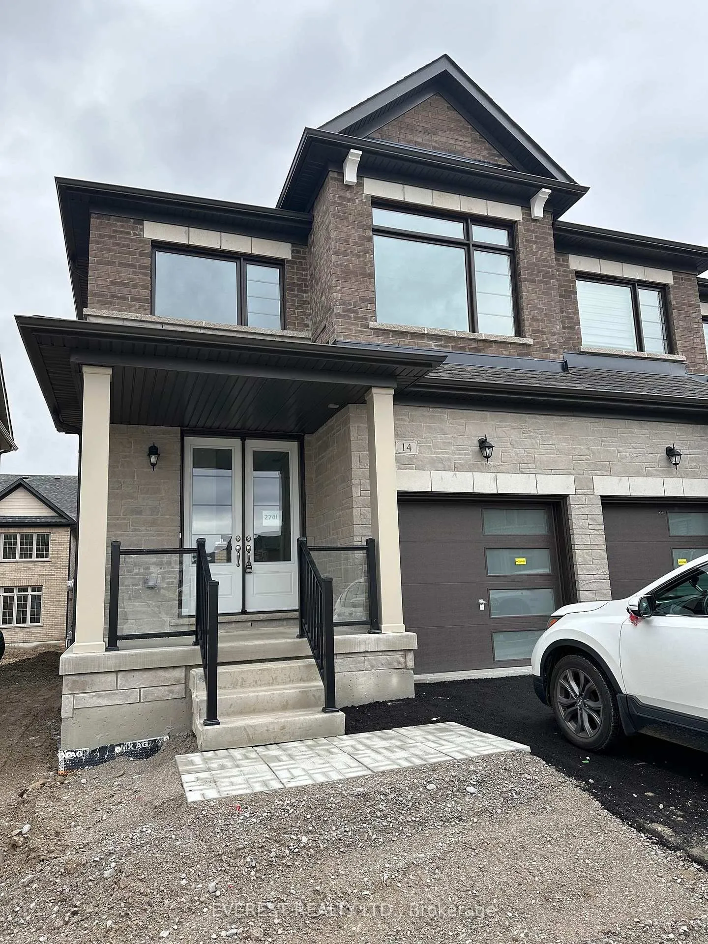 Photo 2 of 14 Daisy Street, Springwater, Minesing — HOMEH